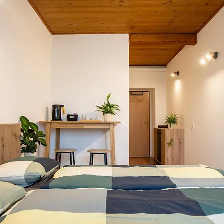 Paris Guest house *